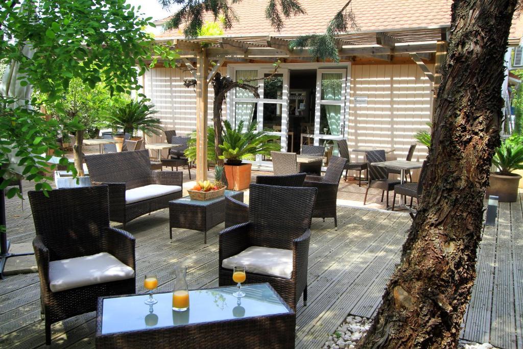 Fasthotel Toulon Cuers Ngoại thất bức ảnh